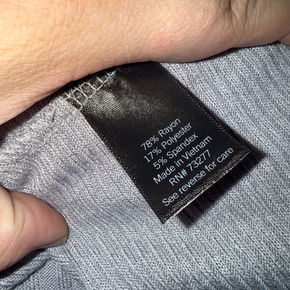 Simply Vera Vera Wang Ribbed Tan Sweater - Picture 5 of 6